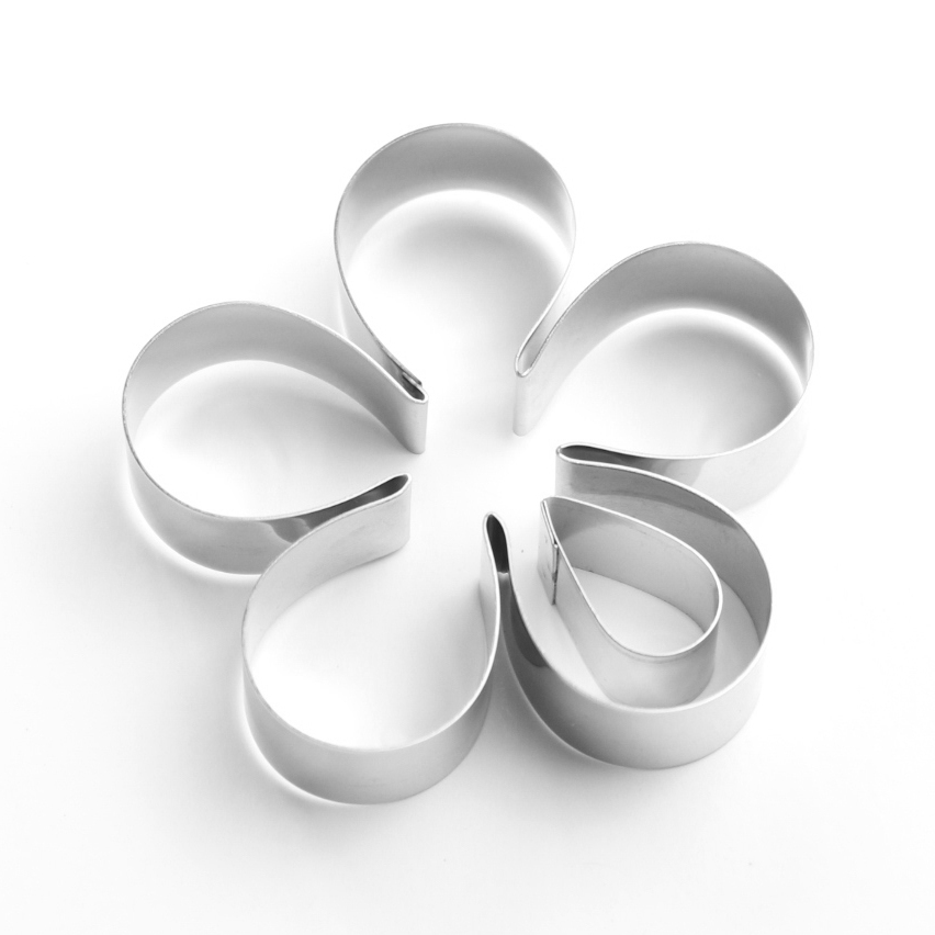 Flat Floral sugarcraft Cutter Set - large (Lindy's) Flat Floral sugarcraft Cutter Set - large (Lindy's)