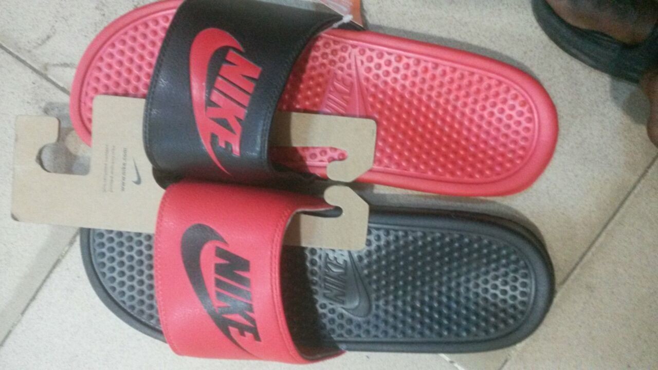 mix match nike slides